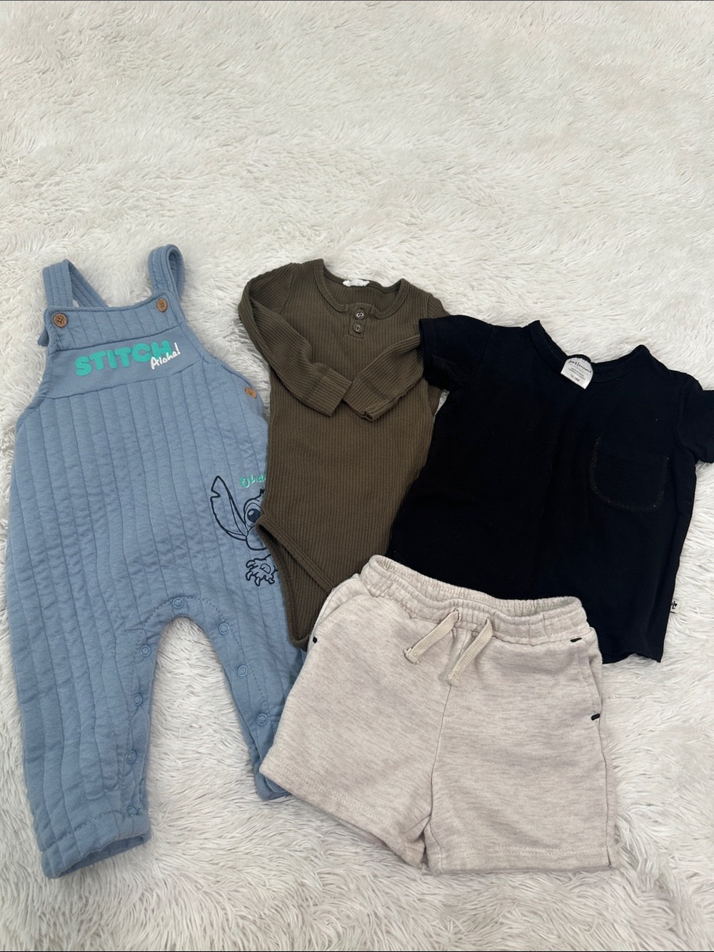 🍓 Boys Clothing Size 12-18 months